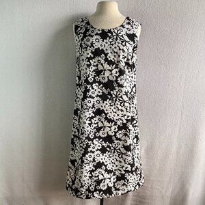 !960s Black & White Floral Crepe Sleeveless Shift Dress